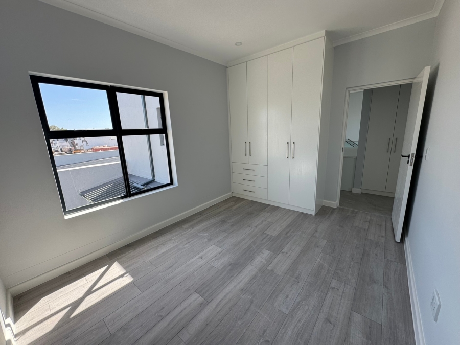 4 Bedroom Property for Sale in Sandown Western Cape